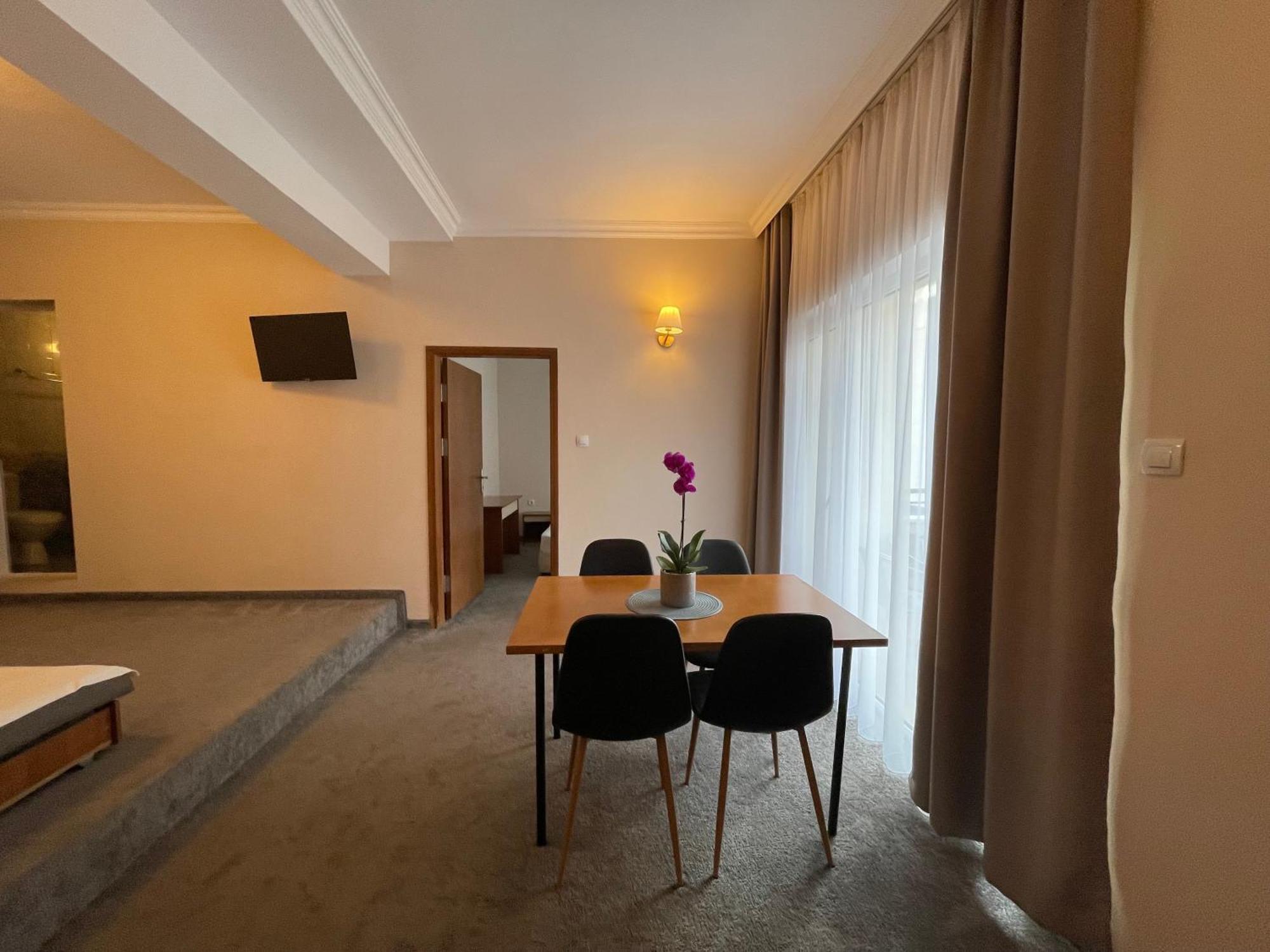 Alatoni Beach Hotel 소조폴 외부 사진